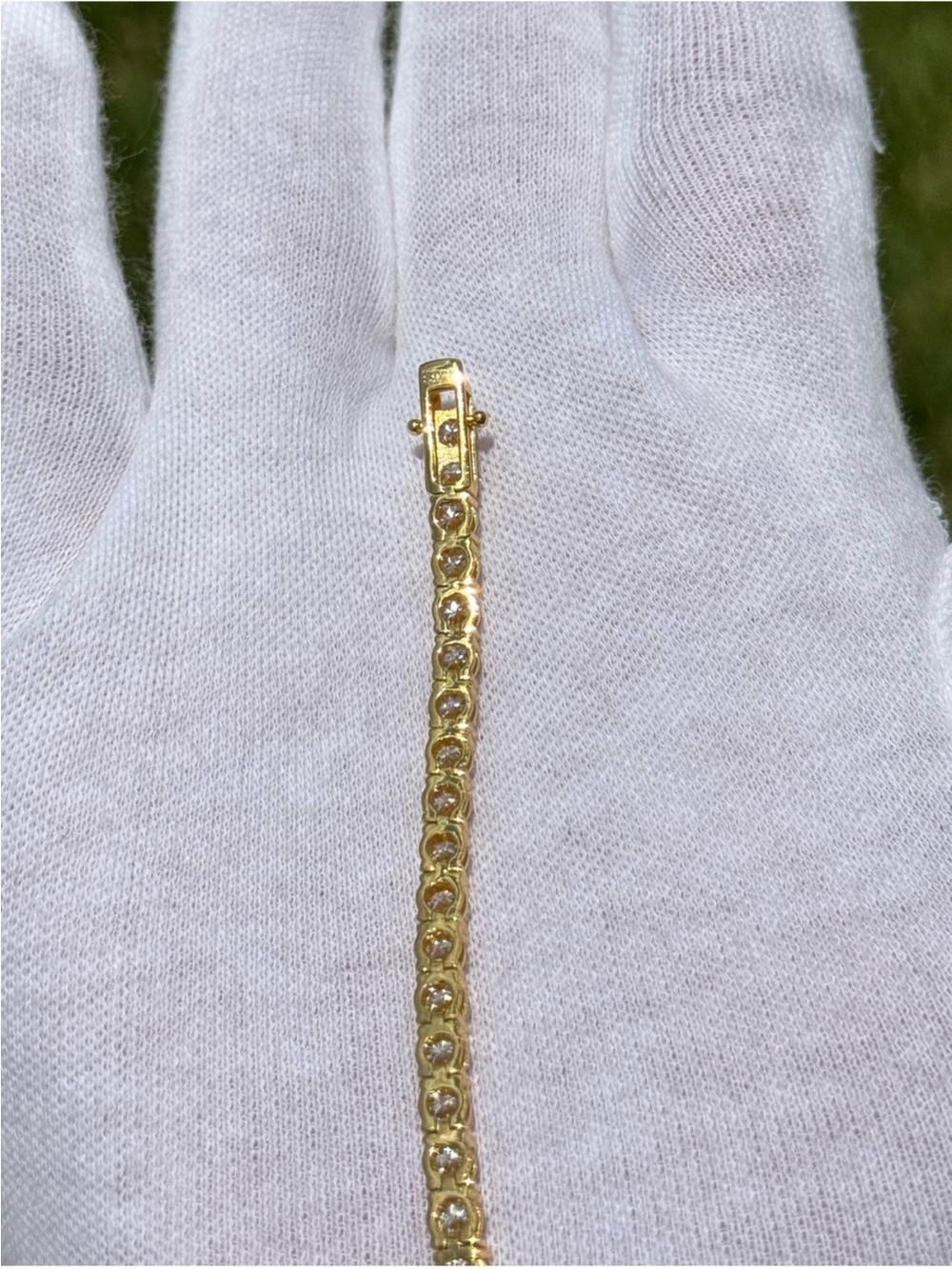 18K Gold Plated, 11.7CTW Moissanite Tennis Bracelet - Picture 7 of 7